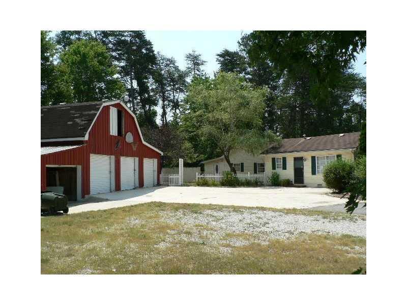 36 Martin Blvd., Dahlonega, GA 30533