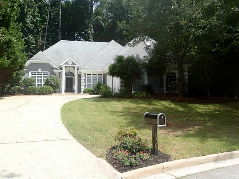 670 Huntwick Pl., Roswell, GA 30075