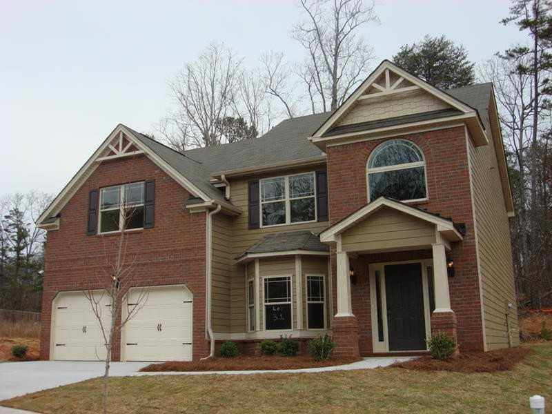 4484 Challedon Dr., Fairburn, GA 30213