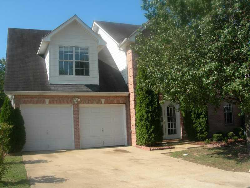 1220 Old Greystone Dr., Lithonia, GA 30058