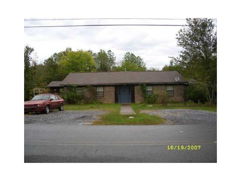 900 Newtown Rd., Calhoun, GA 30701