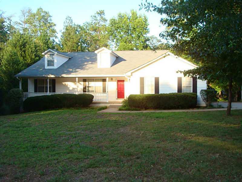320 Woods Ln., McDonough, GA 30252