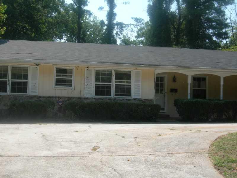 1648 S Deshon Rd., Lithonia, GA 30058