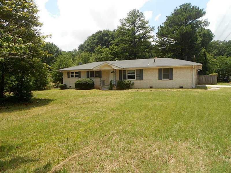 5558 Popular Dr., Stone Mountain, GA 30087