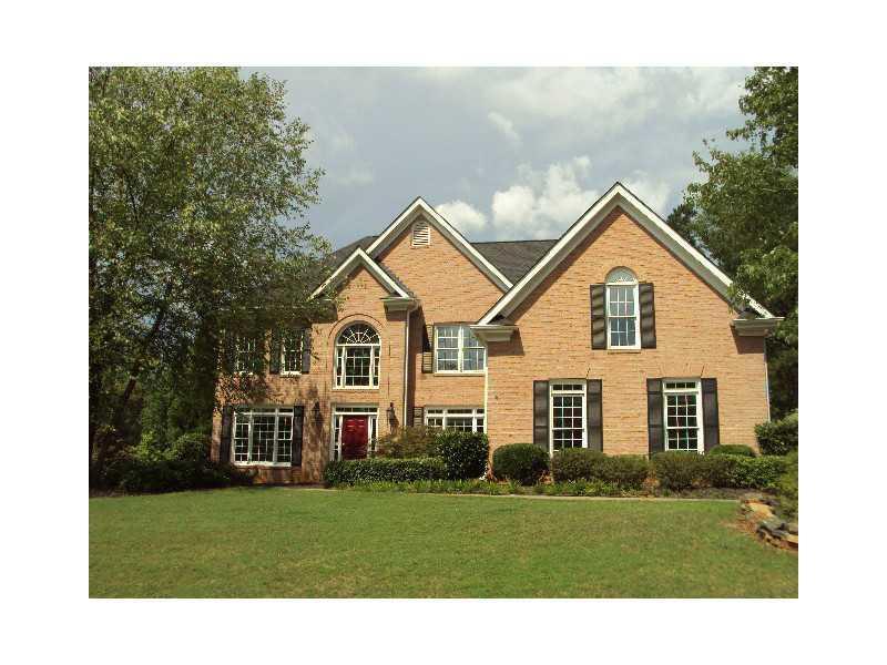 703 Bradshaw Lake Ct., Woodstock, GA 30188