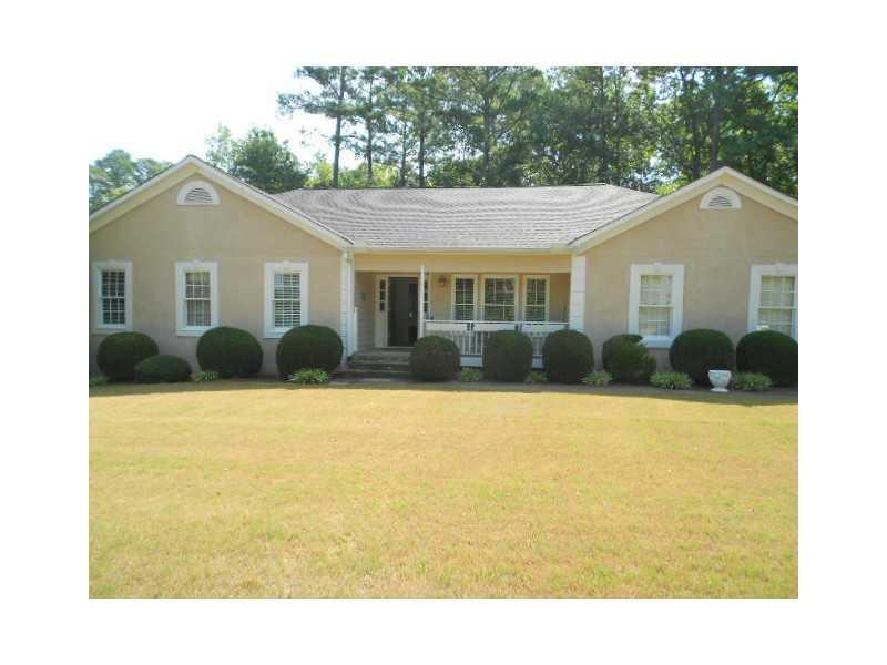 306 Black Forest Run, Douglasville, GA 30134