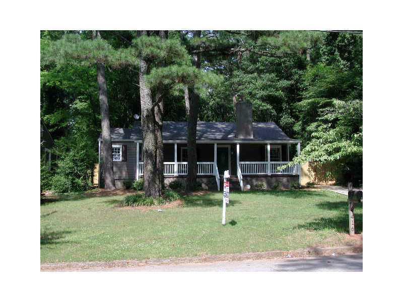 416 Wilkinson Dr., Atlanta, GA 30317