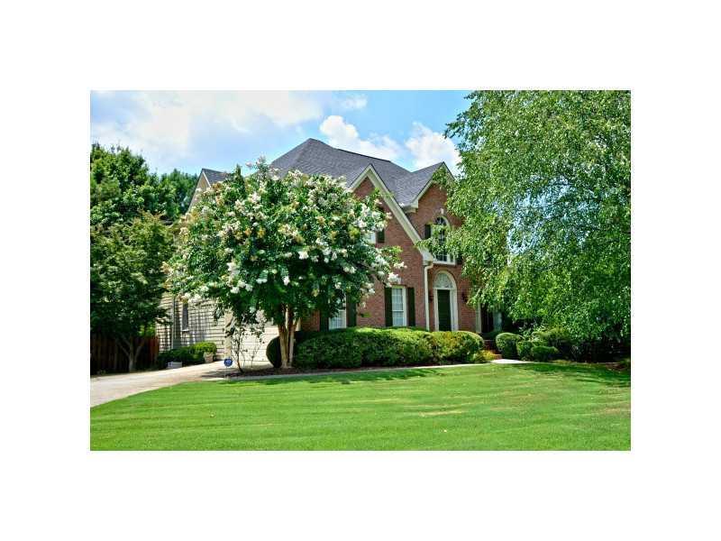 1915 Bentwood Ct., Cumming, GA 30041