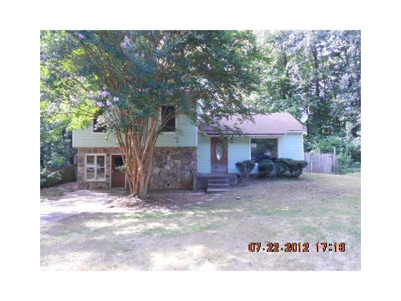 3085 Meadow Wood Ct., Lawrenceville, GA 30044