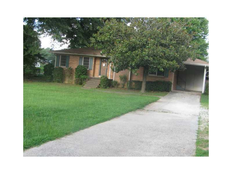 2040 Sunset Dr., Douglasville, GA 30135