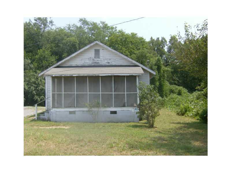 107 Thomas St., Calhoun, GA 30701