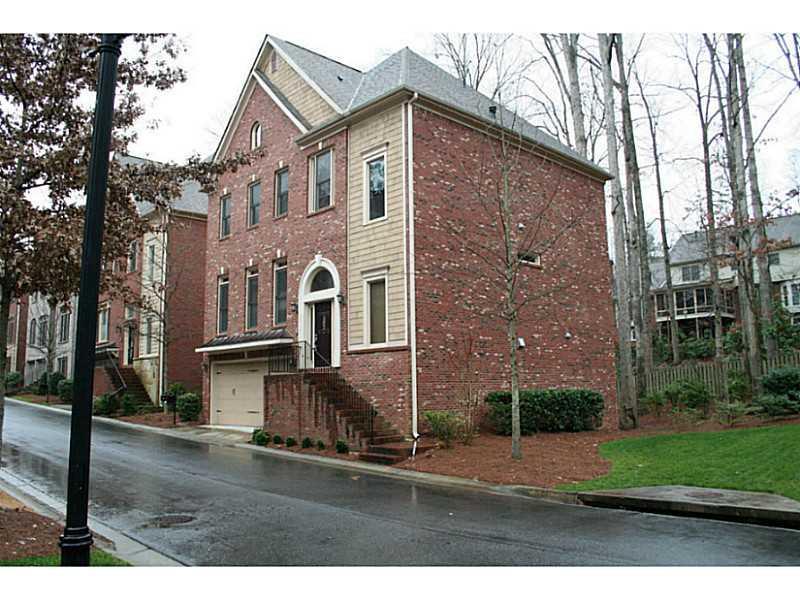 1005 Manorwood Ct., Atlanta, GA 30328