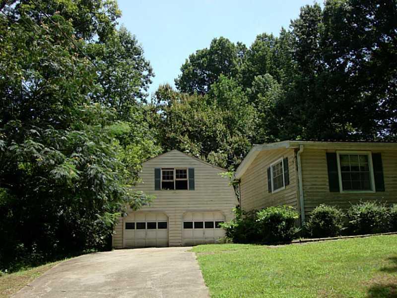 364 Smithwick Rd., Canton, GA 30115