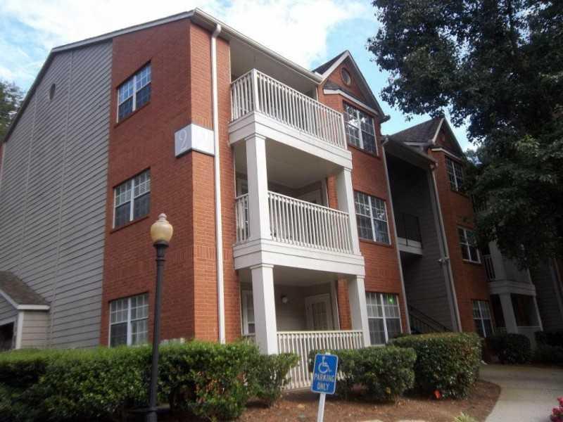 2038 Chastain Park Ct., Atlanta, GA 30342