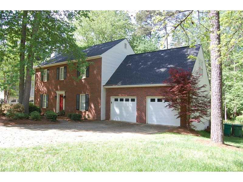 1374 Willowbrook Dr., Marietta, GA 30064