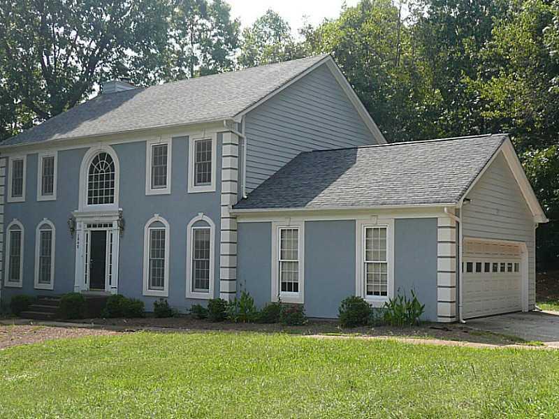 1992 Skidmore Cir., Lawrenceville, GA 30044