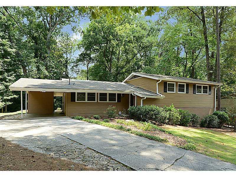 2331 Tanglewood Cir., Atlanta, GA 30345
