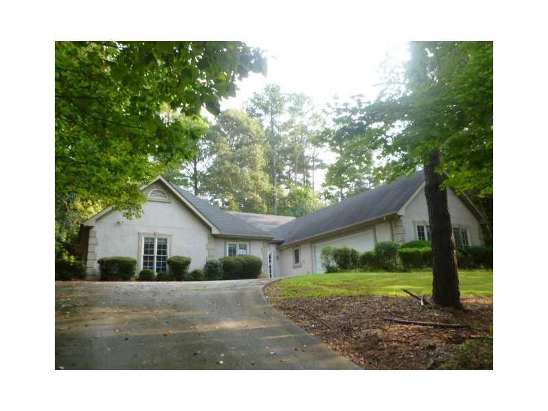 7222 Waters Edge Dr., Stone Mountain, GA 30087