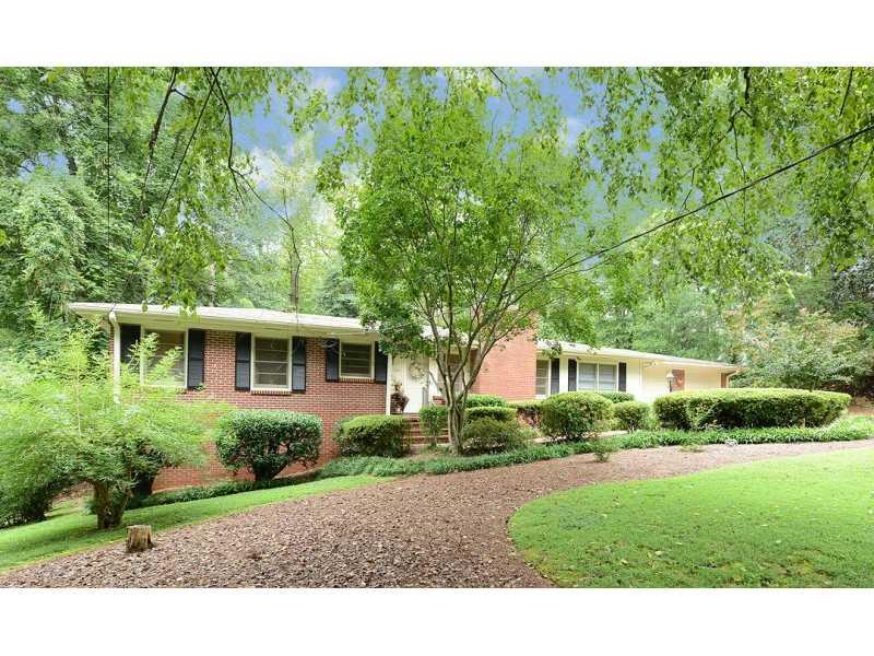 366 Pinecrest Rd., Atlanta, GA 30342