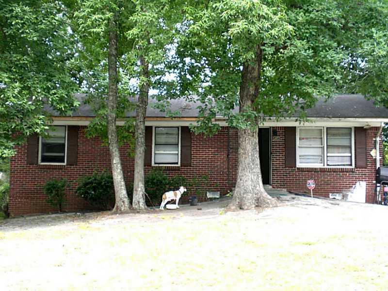 3402 Eisenhower Cir., Atlanta, GA 30354