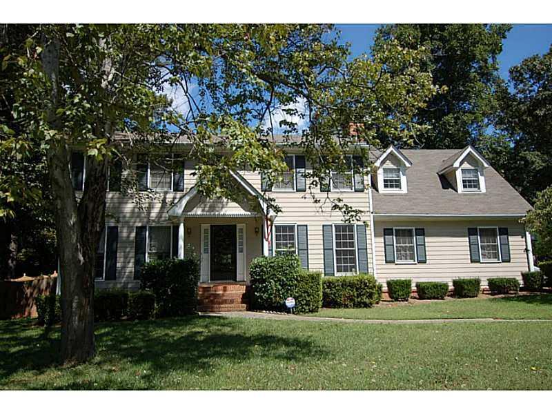 262 Windsong Ln., Lilburn, GA 30047