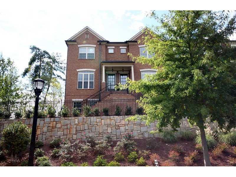 2856 Broughton Ln., Atlanta, GA 30339