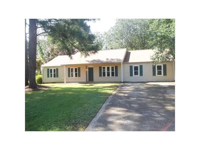 146 Apple Valley Dr., Woodstock, GA 30188