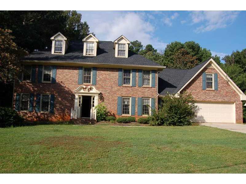 915 Newcastle Dr., Lilburn, GA 30047