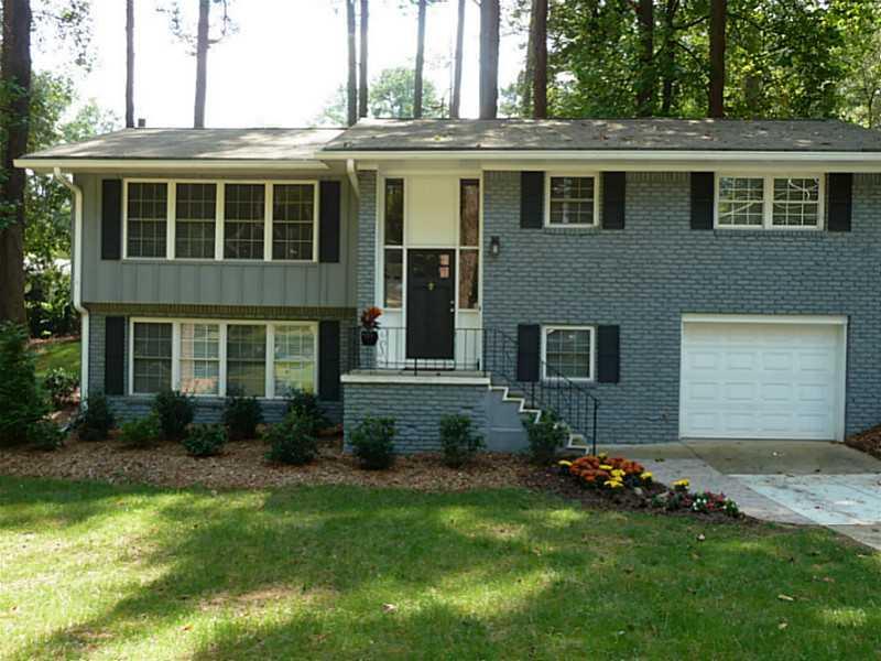 2497 Wentworth Dr., Atlanta, GA 30345