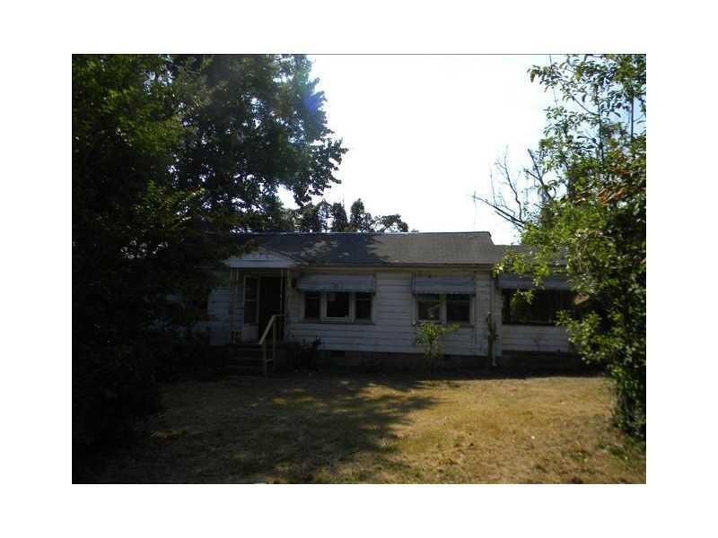 1270 Dogwood Ln., Atlanta, GA 30349