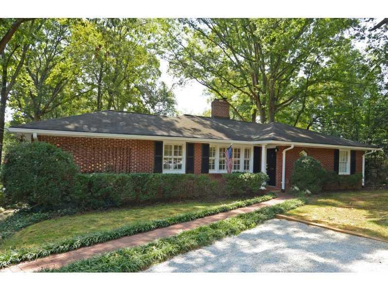 225 Elden Dr., Atlanta, GA 30342