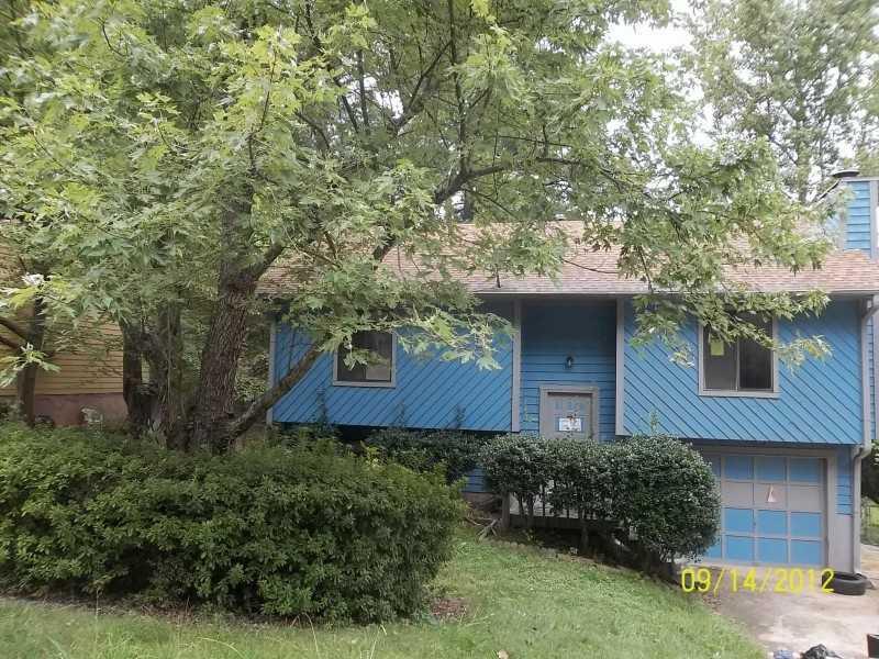 728 Mountain Village Dr., Stone Mountain, GA 30083