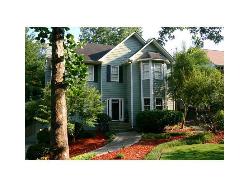 1690 S Crestview Dr., Snellville, GA 30078