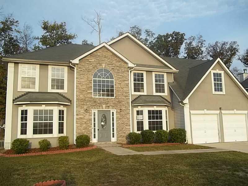 4230 Smithgrove Dr., Ellenwood, GA 30294