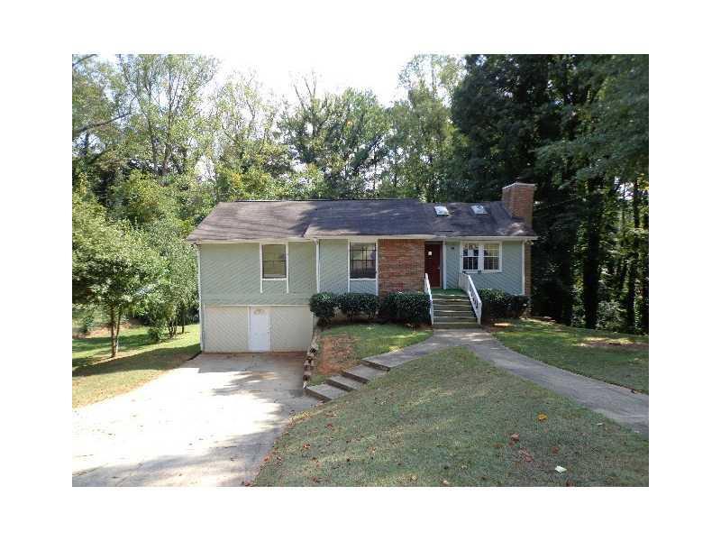 2853 Rockcliff Rd., Atlanta, GA 30316