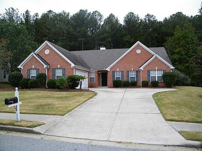 1240 Bonnerton Ct., Dacula, GA 30019