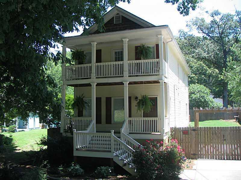 885 Mclendon Dr., Decatur, GA 30079