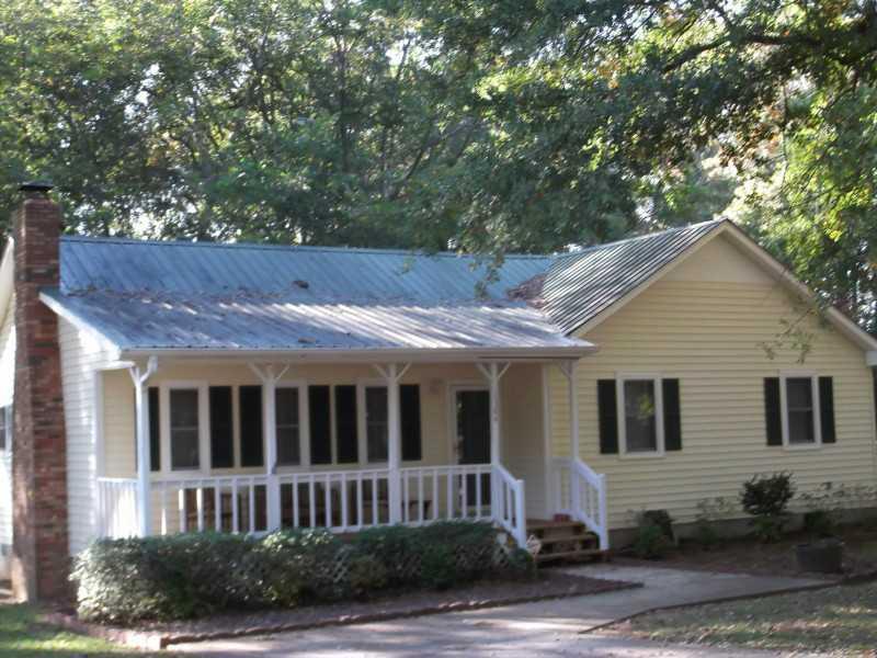 1384 Brookhaven Dr., Monroe, GA 30656