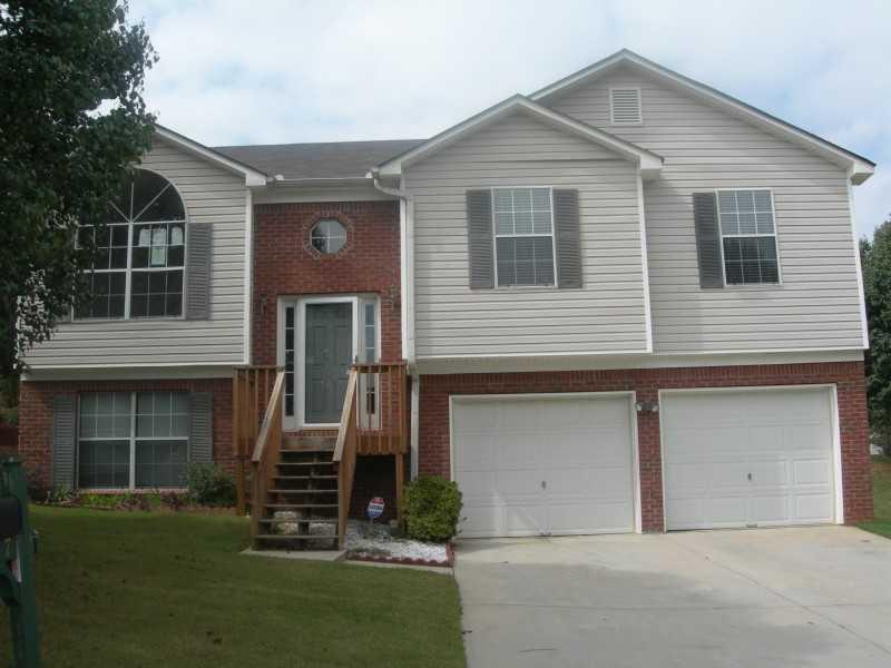2147 Silver Thorn Ct., Lithonia, GA 30058