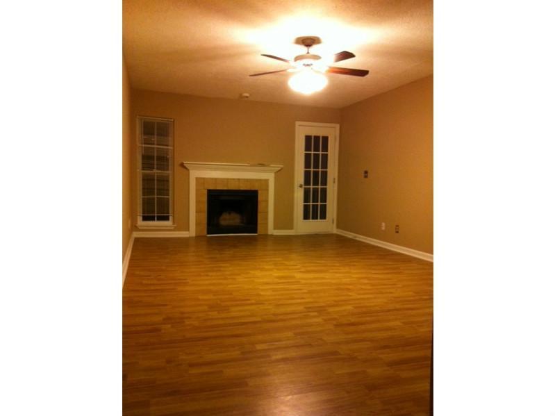 402 Teal Ct., Roswell, GA 30076