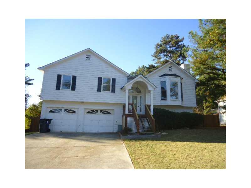 212 Silverthorne Dr., Douglasville, GA 30134