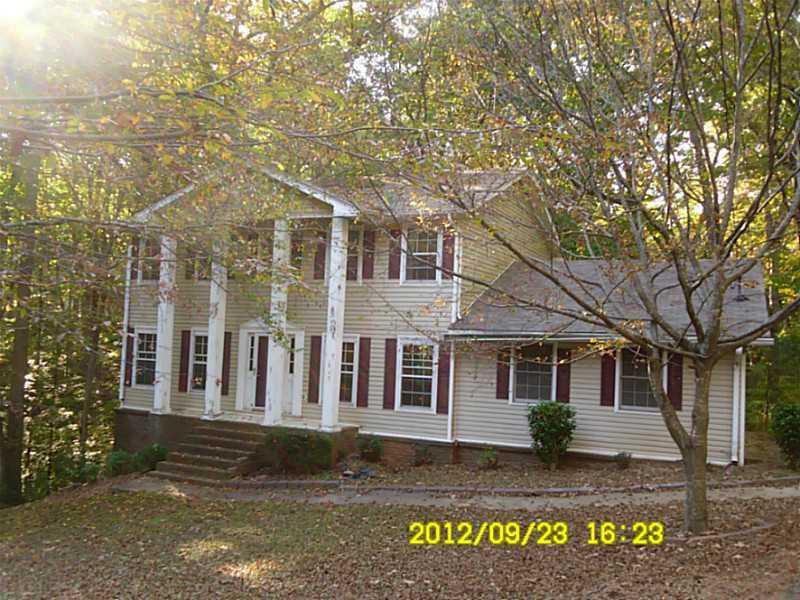 3734 Leisure Ct., Buford, GA 30519