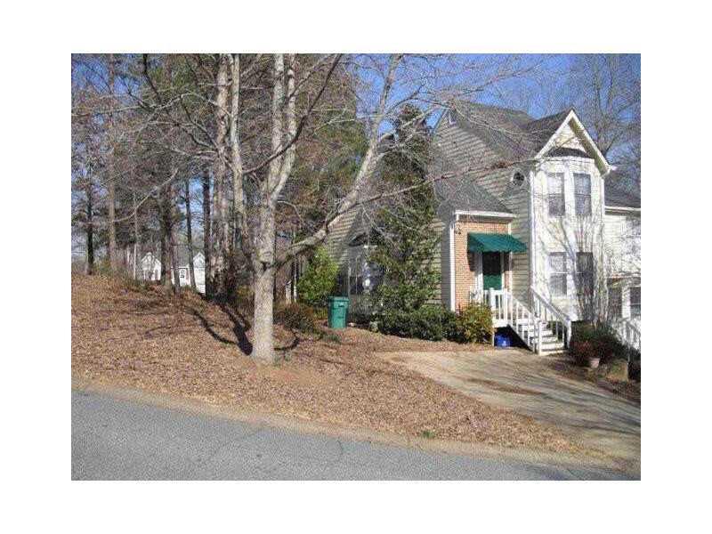 5214 Laurel Bridge Dr., Smyrna, GA 30082