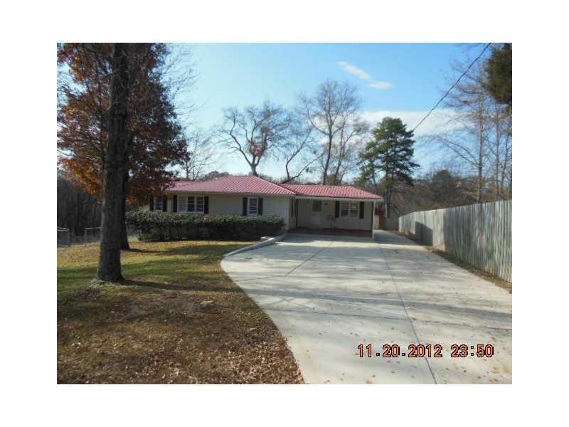 3772 Bolding Rd., Flowery Branch, GA 30542