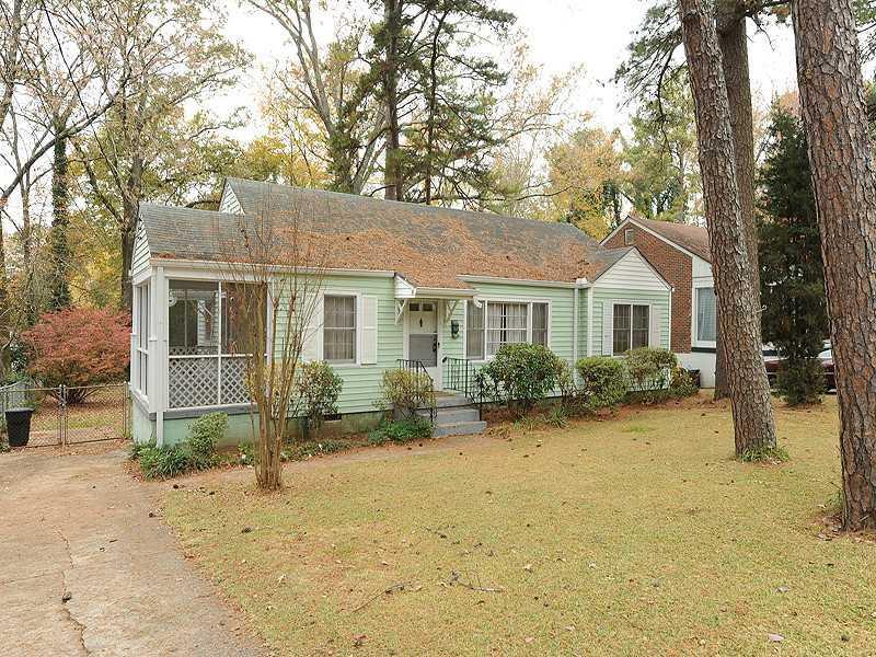 859 Shadowridge Dr., Atlanta, GA 30316