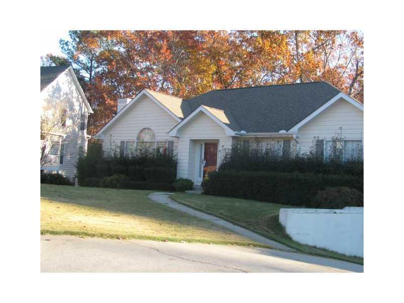 6850 Robinwood Tr., Douglasville, GA 30135