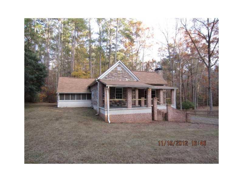 181 Smyrna St., Acworth, GA 30101