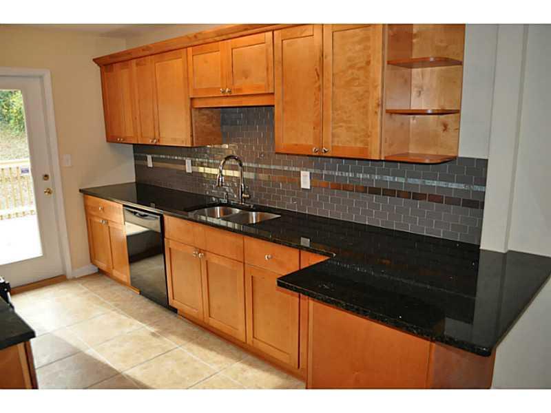 2015 E Camellia Dr., Decatur, GA 30032