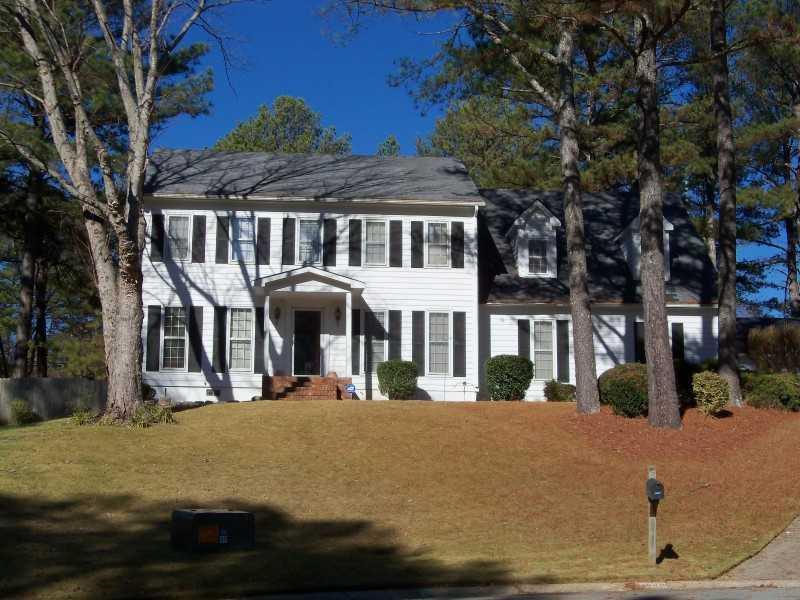 1448 Fawnbrook Ct., Lilburn, GA 30047