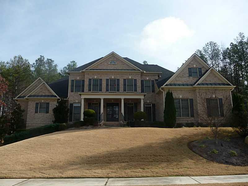 2104 Calverton Ln., Atlanta, GA 30331